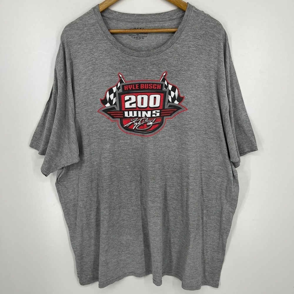 Joe Gibbs Racing Kyle Busch 200 Wins Graphic T-Shirt Mens 3XL Gray NASCAR Tee